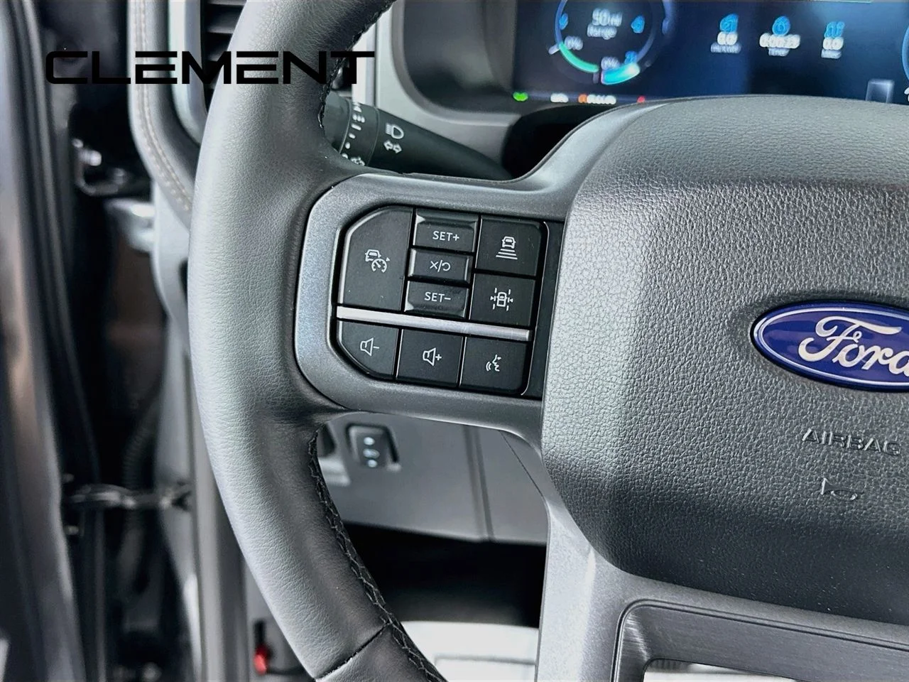 Used 2025 Gray Ford Lariat image 16