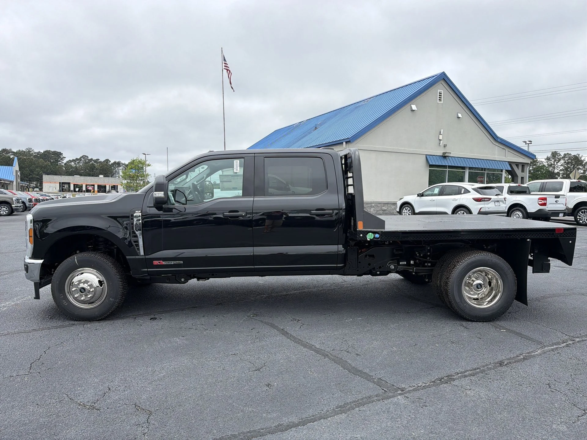 New 2026 Agate Black Metallic Ford F-350® XLT image 21