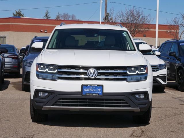 Used 2018 Volkswagen Atlas SE w/Tech with VIN 1V2LR2CA5JC514184 for sale in Inver Grove Heights, Minnesota