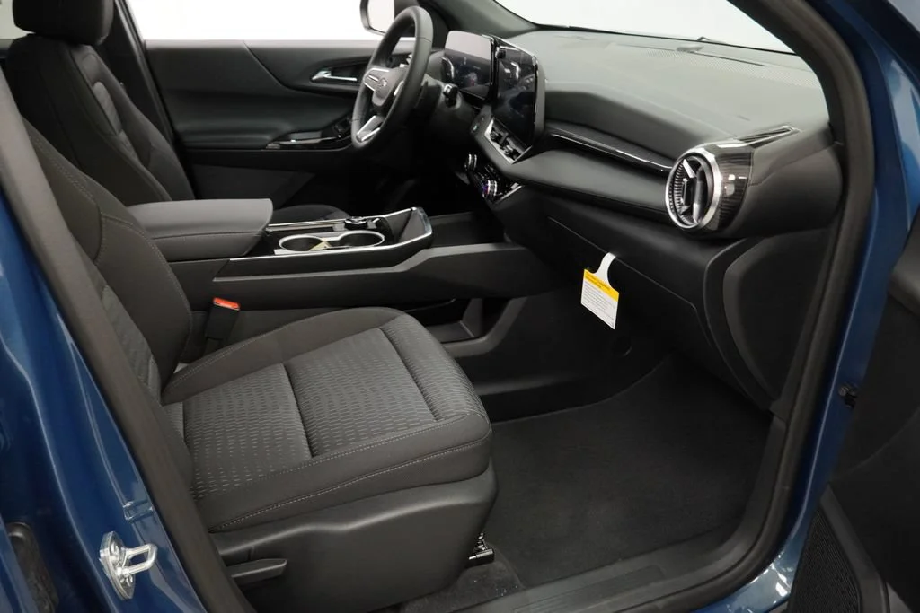New 2027 Lakeshore Blue Metallic Chevrolet AWD LT image 27