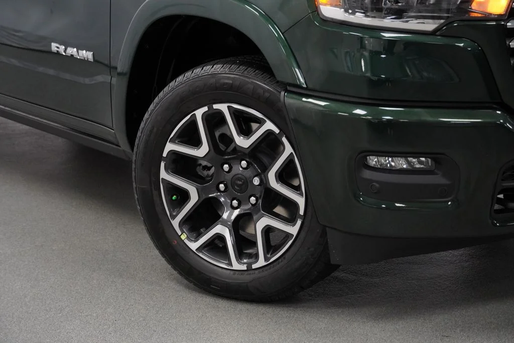 New 2027 Serrano-Green Metallic Exterior Paint RAM Laramie image 4
