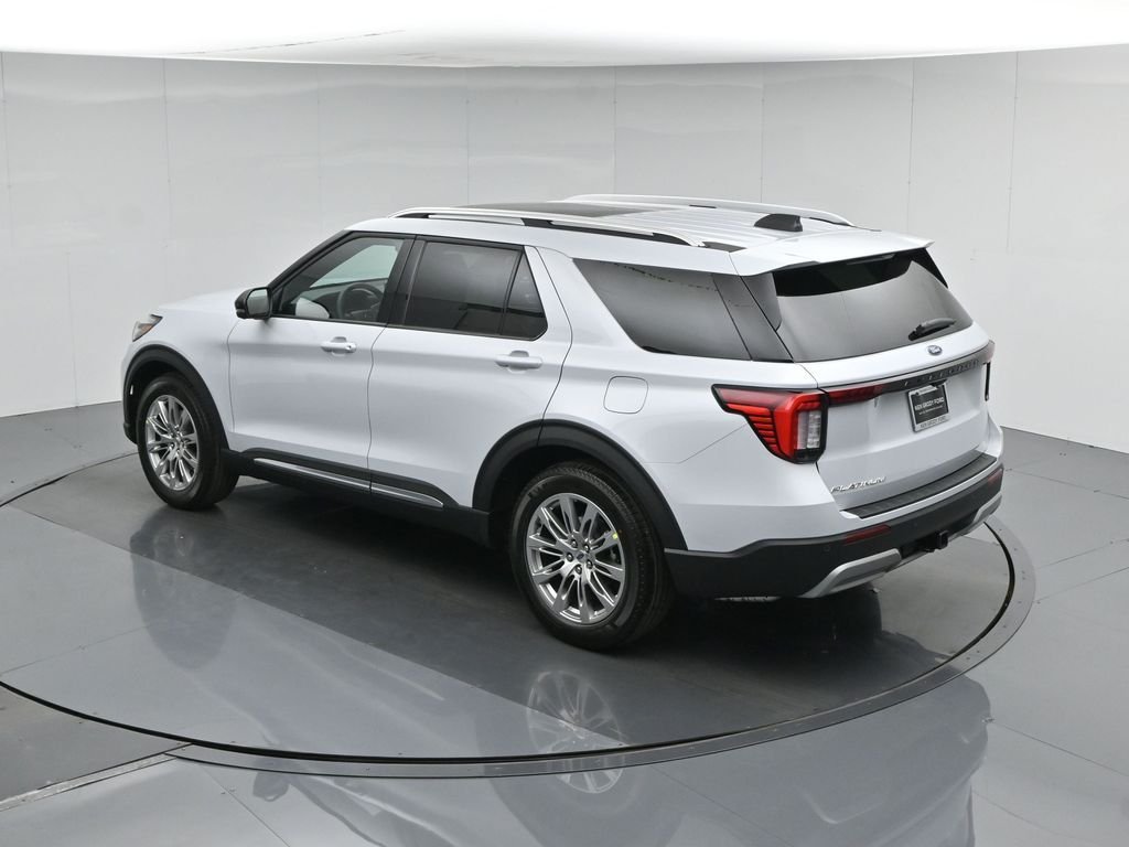 New 2026 Star White Metallic Tri-Coat Ford Platinum image 45