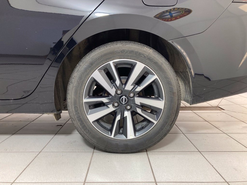 2025 Nissan Versa Sedan SV - Photo 23