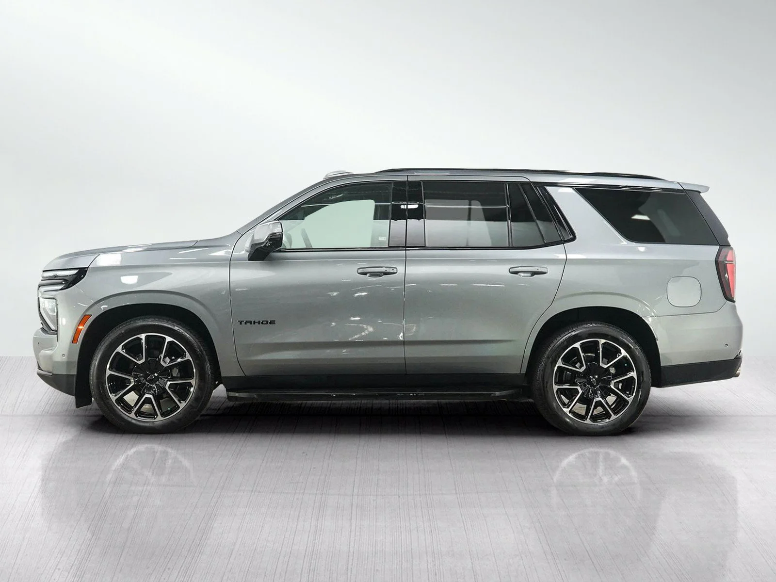 Used 2026 Chevrolet Tahoe RST with VIN 1GNS6RKL0TR105809 for sale in Bloomington, Minnesota