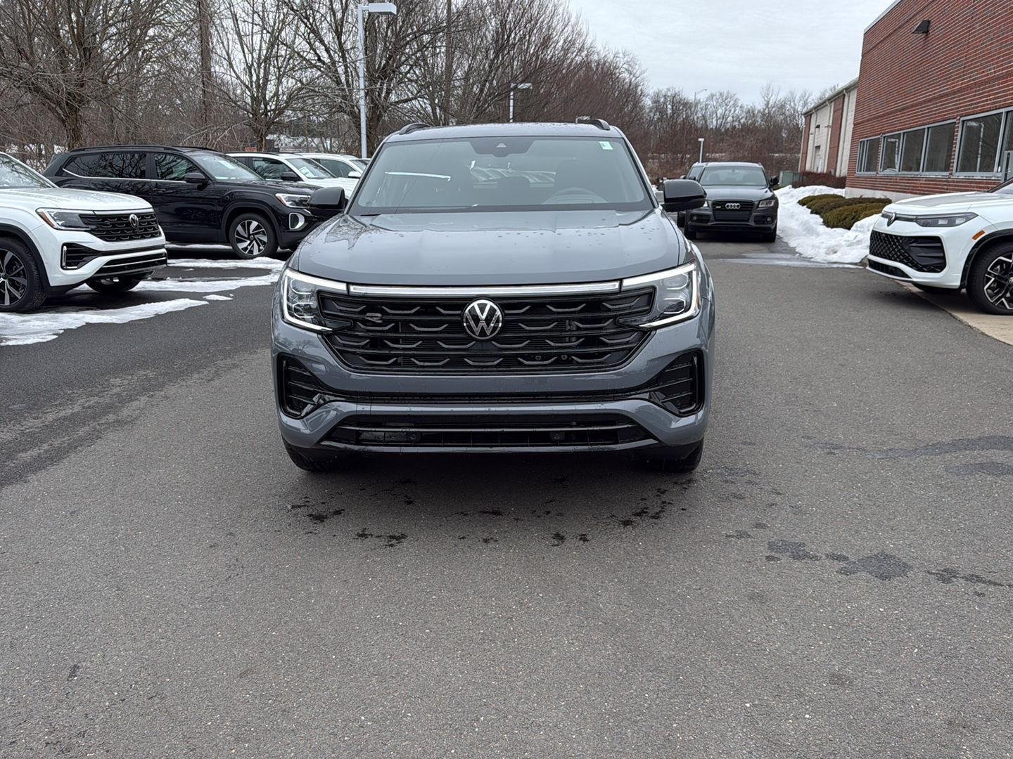 2026 Volkswagen Atlas Cross Sport SEL R-LINE - Photo 3
