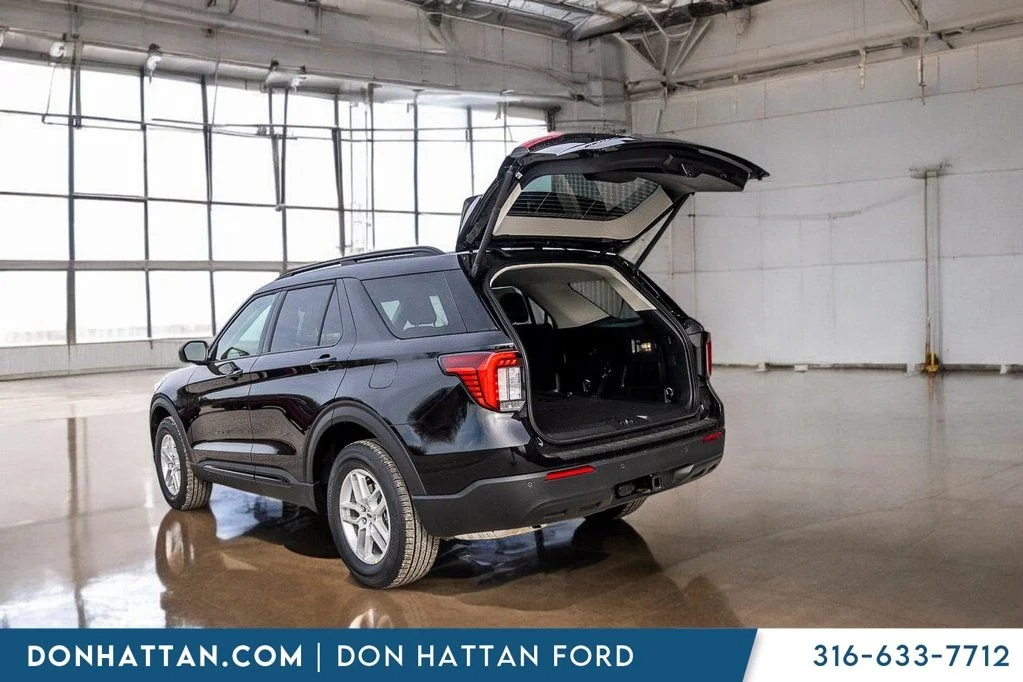 New 2026 Agate Black Metallic Ford Active image 28