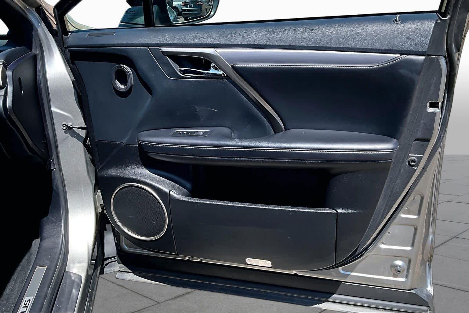 Used 2019 Atomic Silver Lexus F SPORT image 23