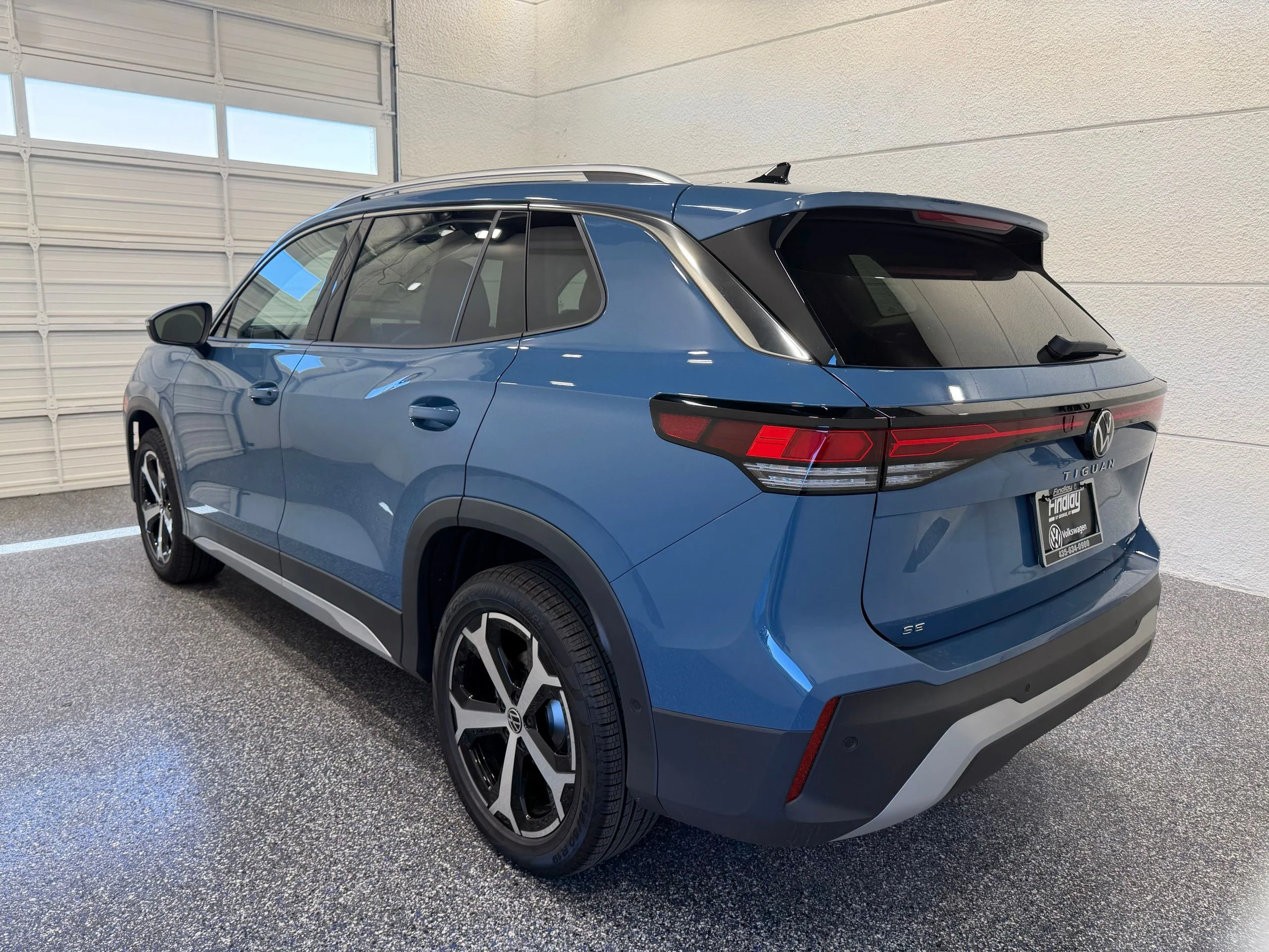 New 2026 Blue Volkswagen SE image 4