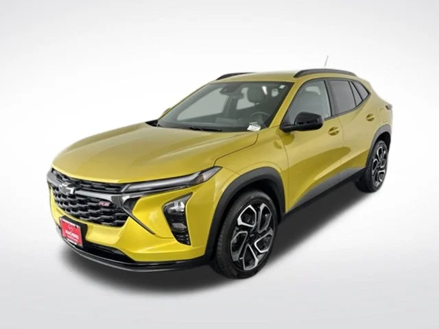 Used 2025 Yellow Chevrolet 2RS image 6