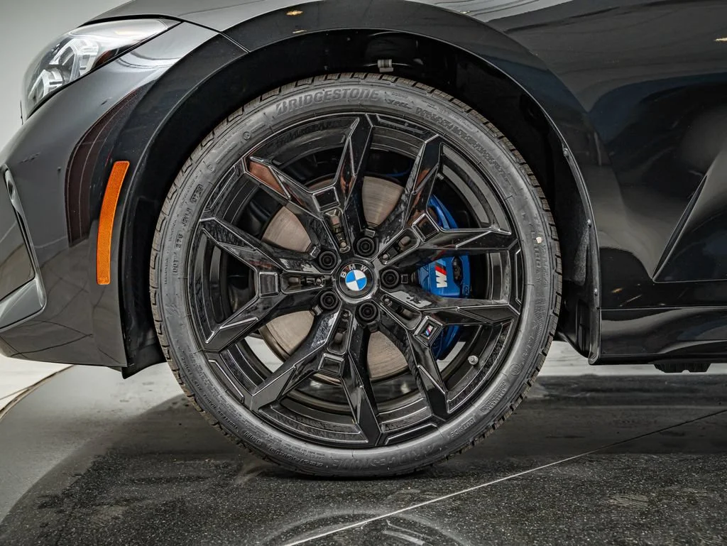 2026 BMW 3 Series M340i - Photo 10