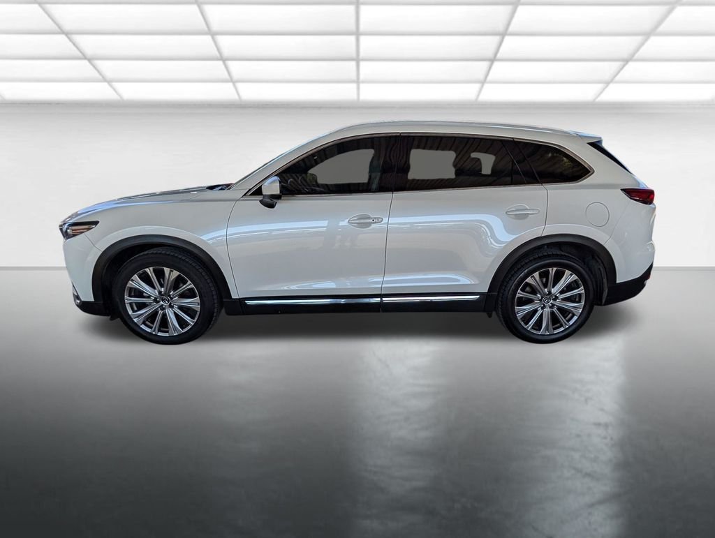 Used 2023 White Mazda Signature image 31