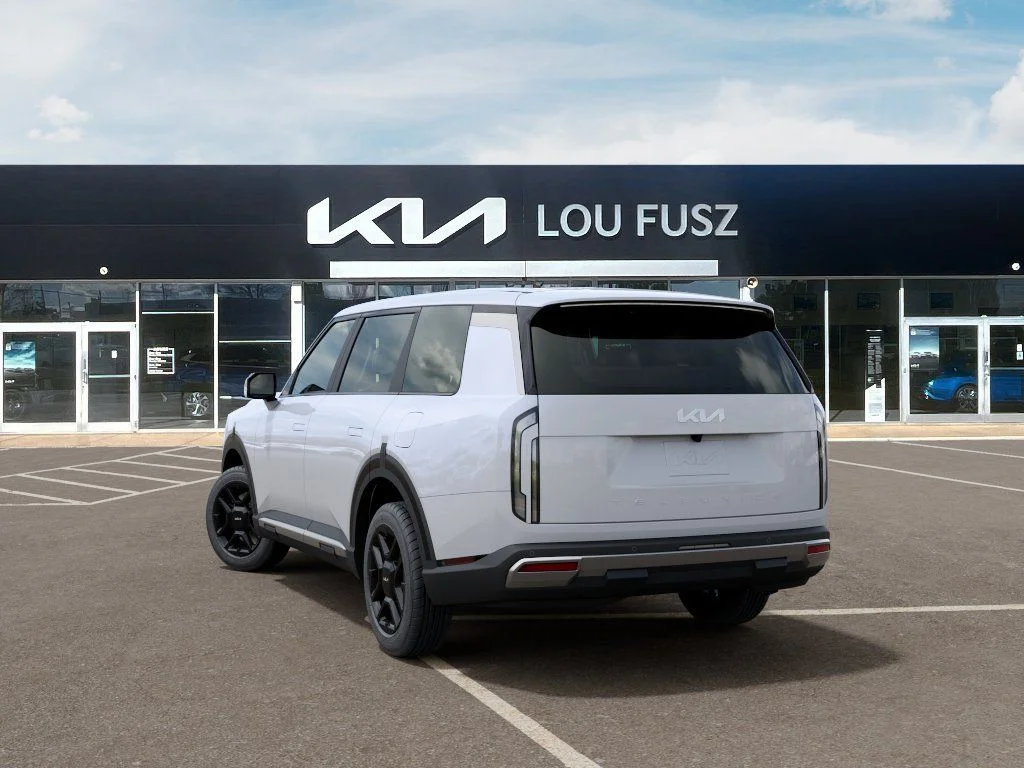 New 2027 Glacial White Pearl Kia LX image 4