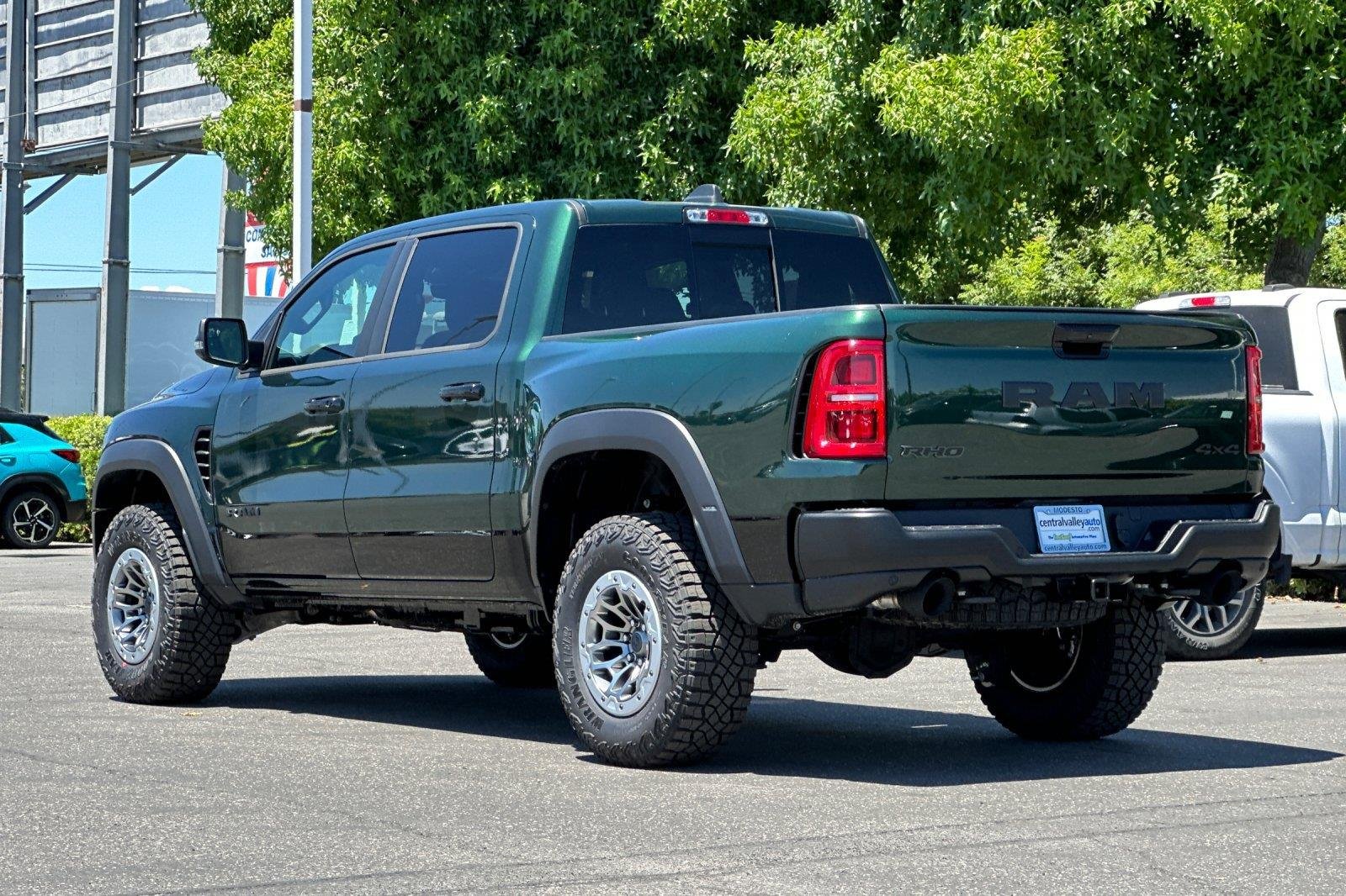 New 2026 Serrano Green Metallic Ram RHO image 6