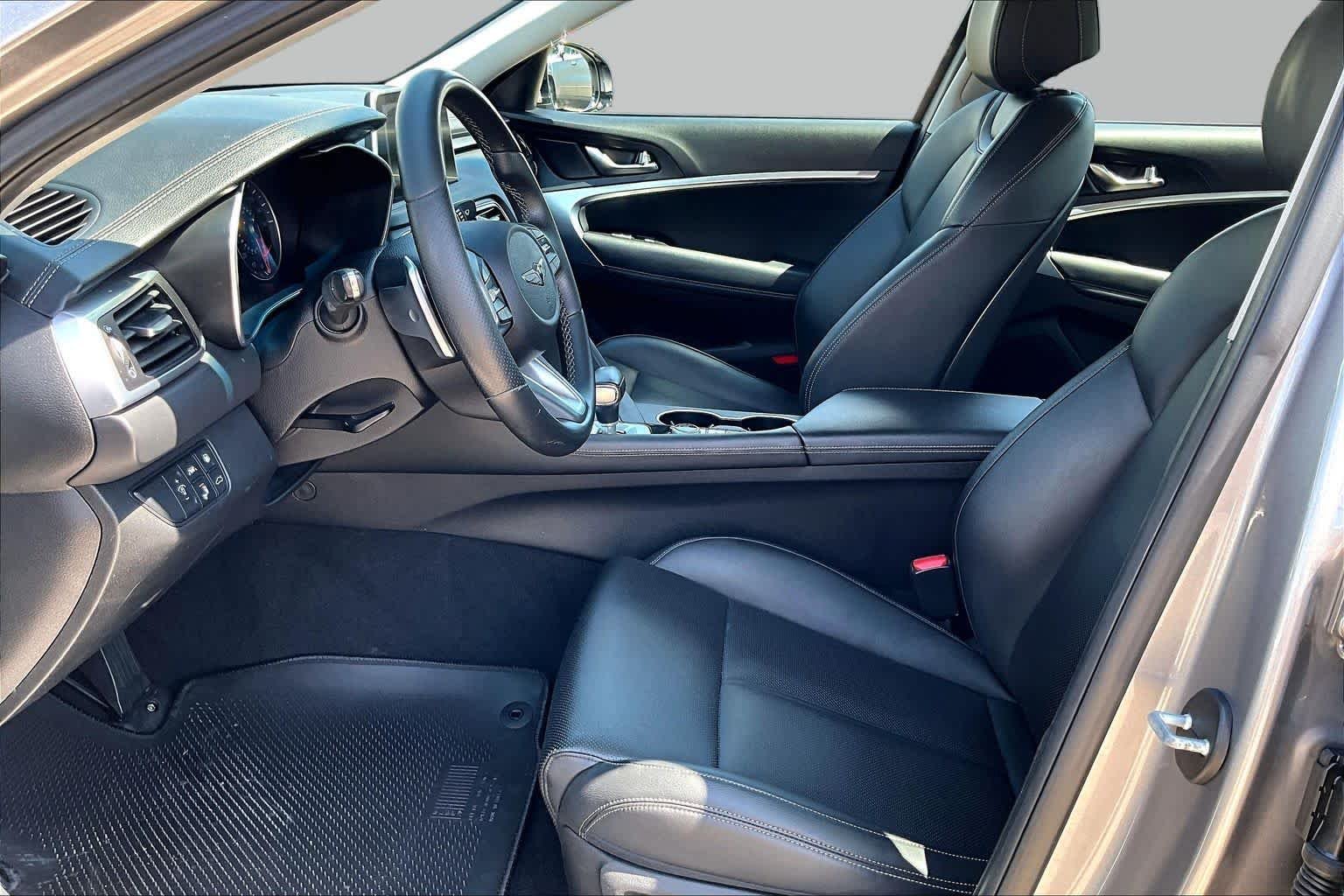 Used 2020 Savile Silver Genesis 2.0T image 8