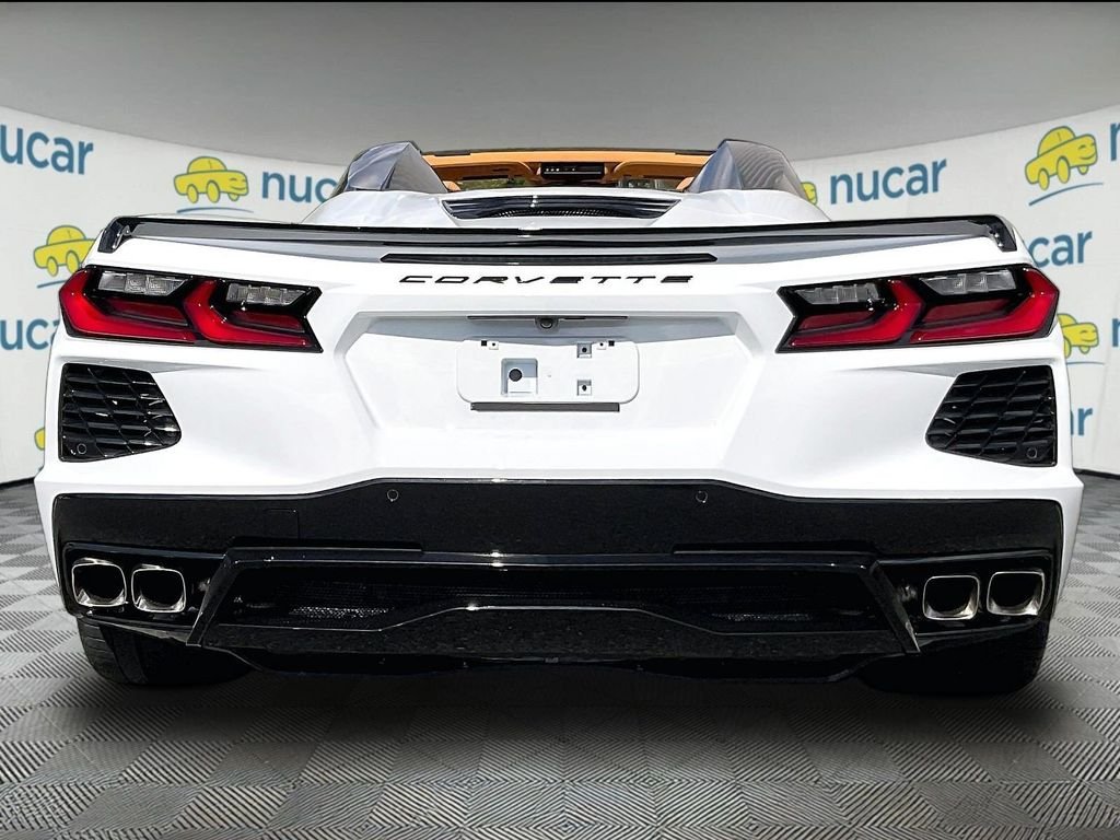 Used 2024 White Chevrolet Stingray image 5