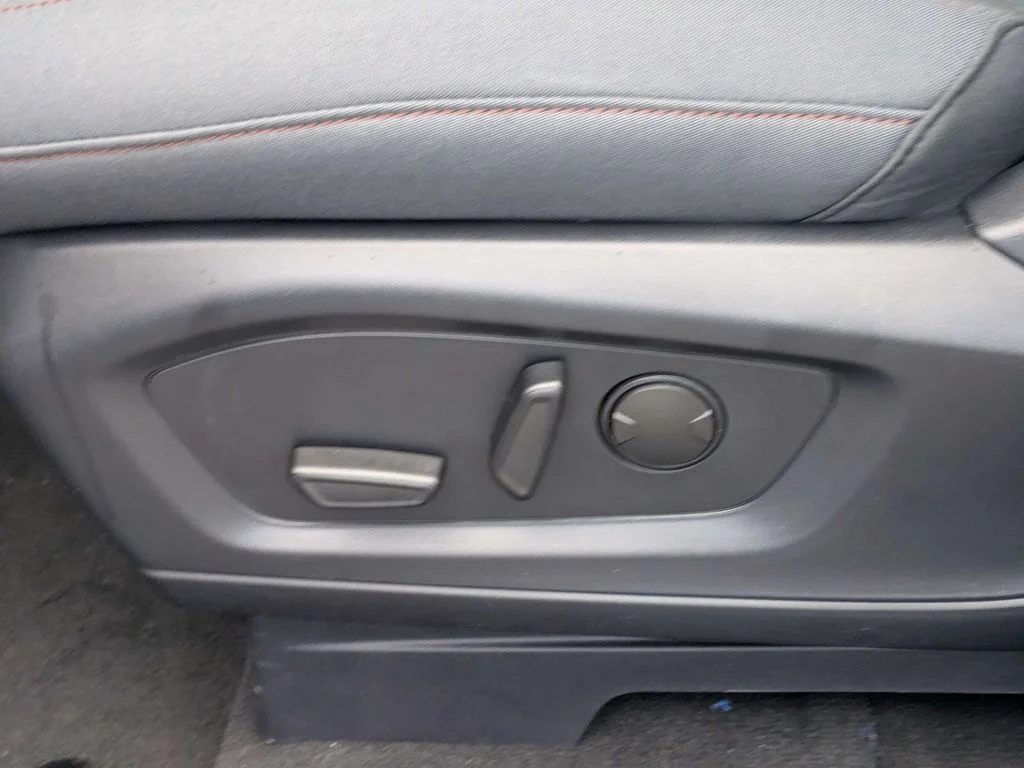 New 2026 Space White Metallic Ford Active image 23
