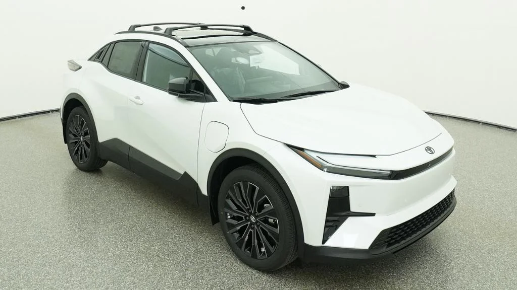 New 2026 Wind Chill Pearl Toyota XSE image 47