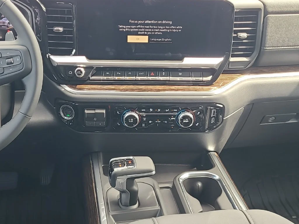 New 2026 Summit White GMC Elevation image 15