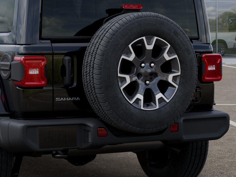 New 2026 Black Clear-Coat Exterior Paint Jeep Sahara image 22