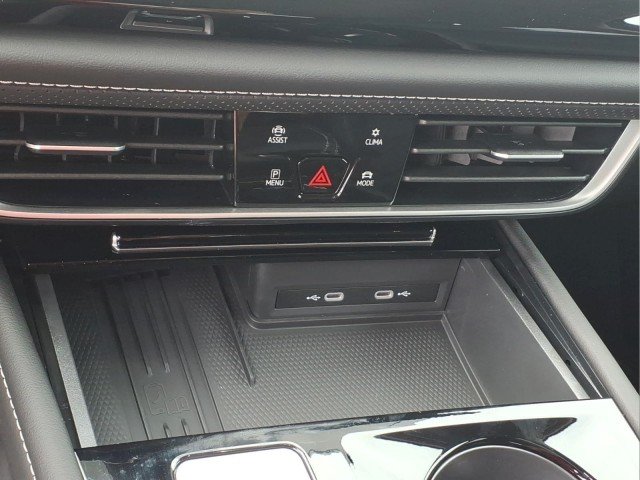 New 2026 Avocado Green Pearl Volkswagen SE w/Technology 4M image 21