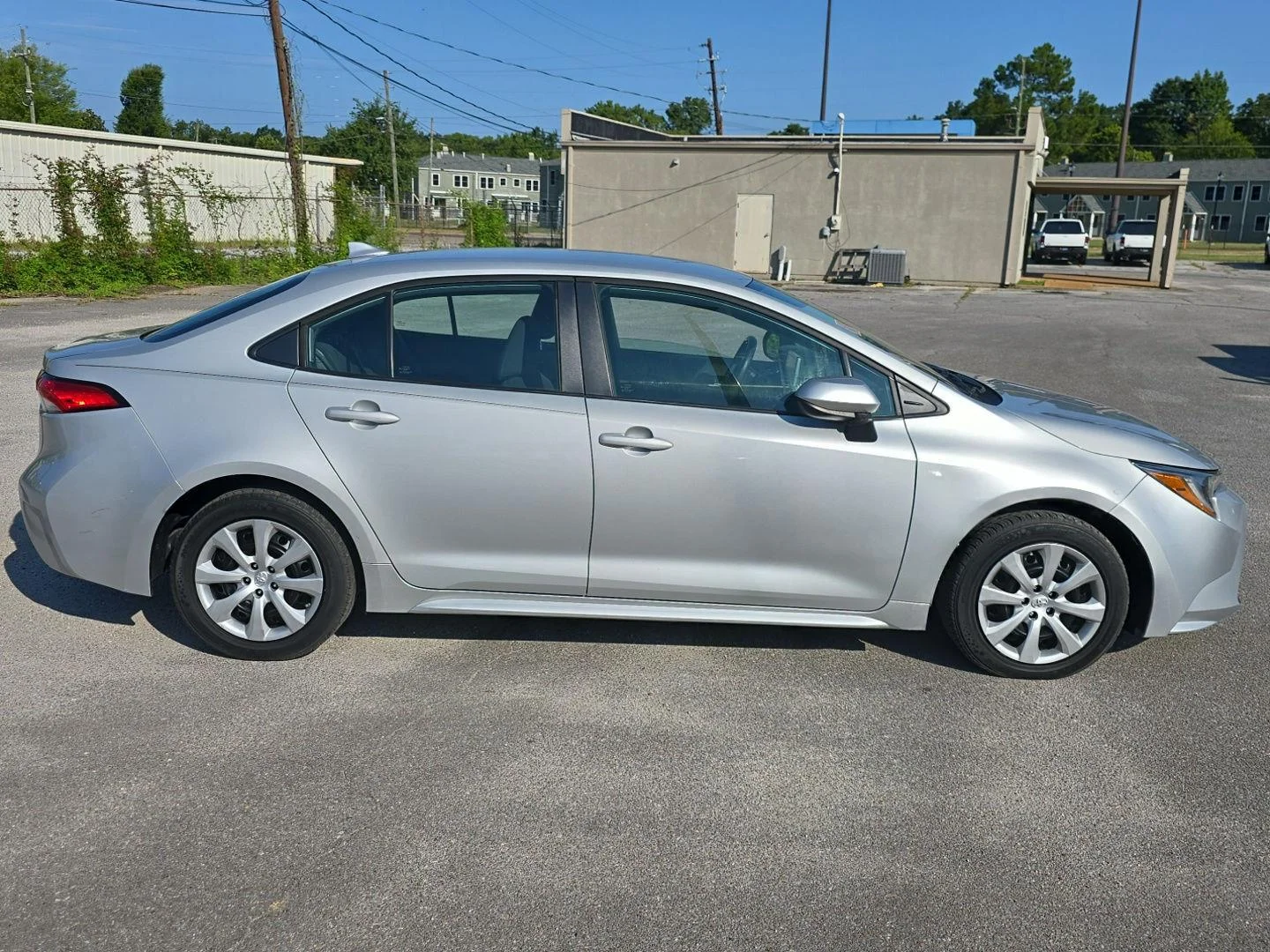 Used 2021 Toyota Corolla LE with VIN 5YFEPMAE2MP182346 for sale in Meridian, MS