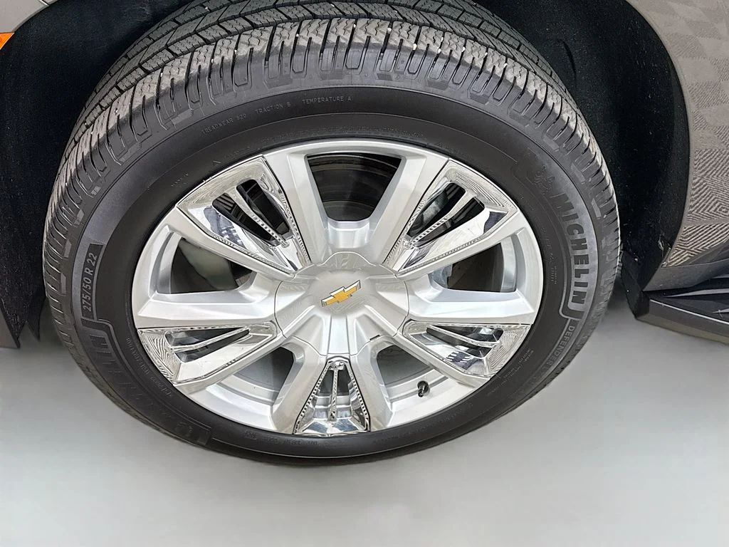 Used 2021 Gray Chevrolet High Country image 34