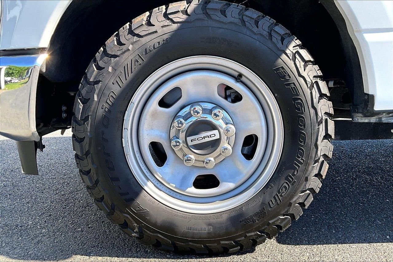 2024 Ford F-350 Super Duty XL - Photo 32