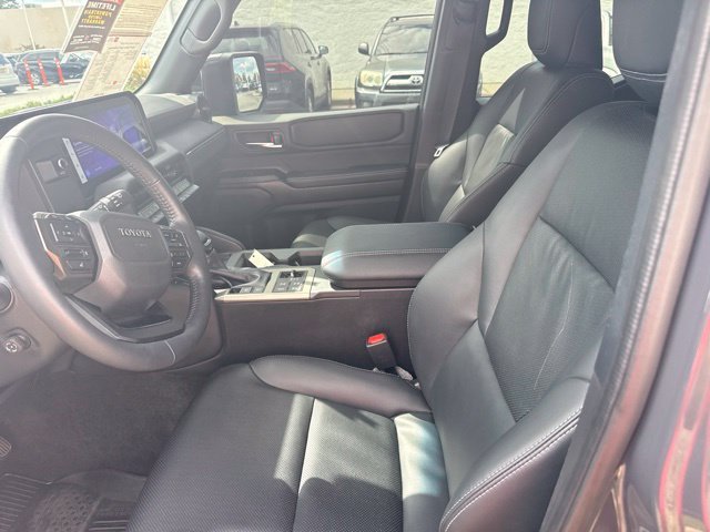 Used 2024  Toyota Base image 26