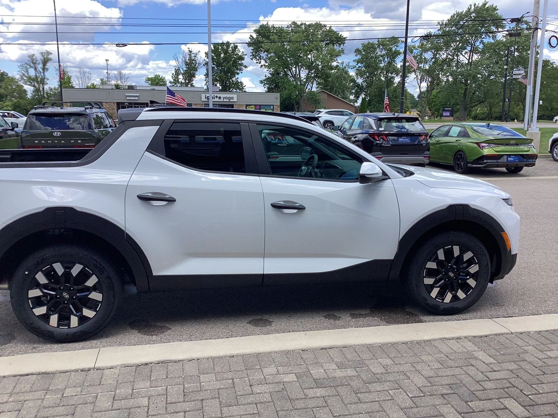 New 2026 Atlas White Hyundai SEL image 7