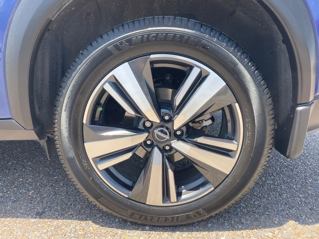 Certified Used 2023 Blue Nissan SL image 18
