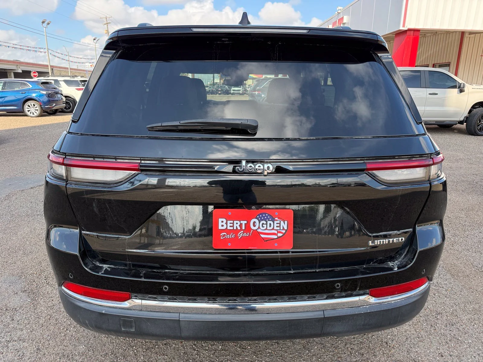 Used 2023 Black Jeep Limited image 4