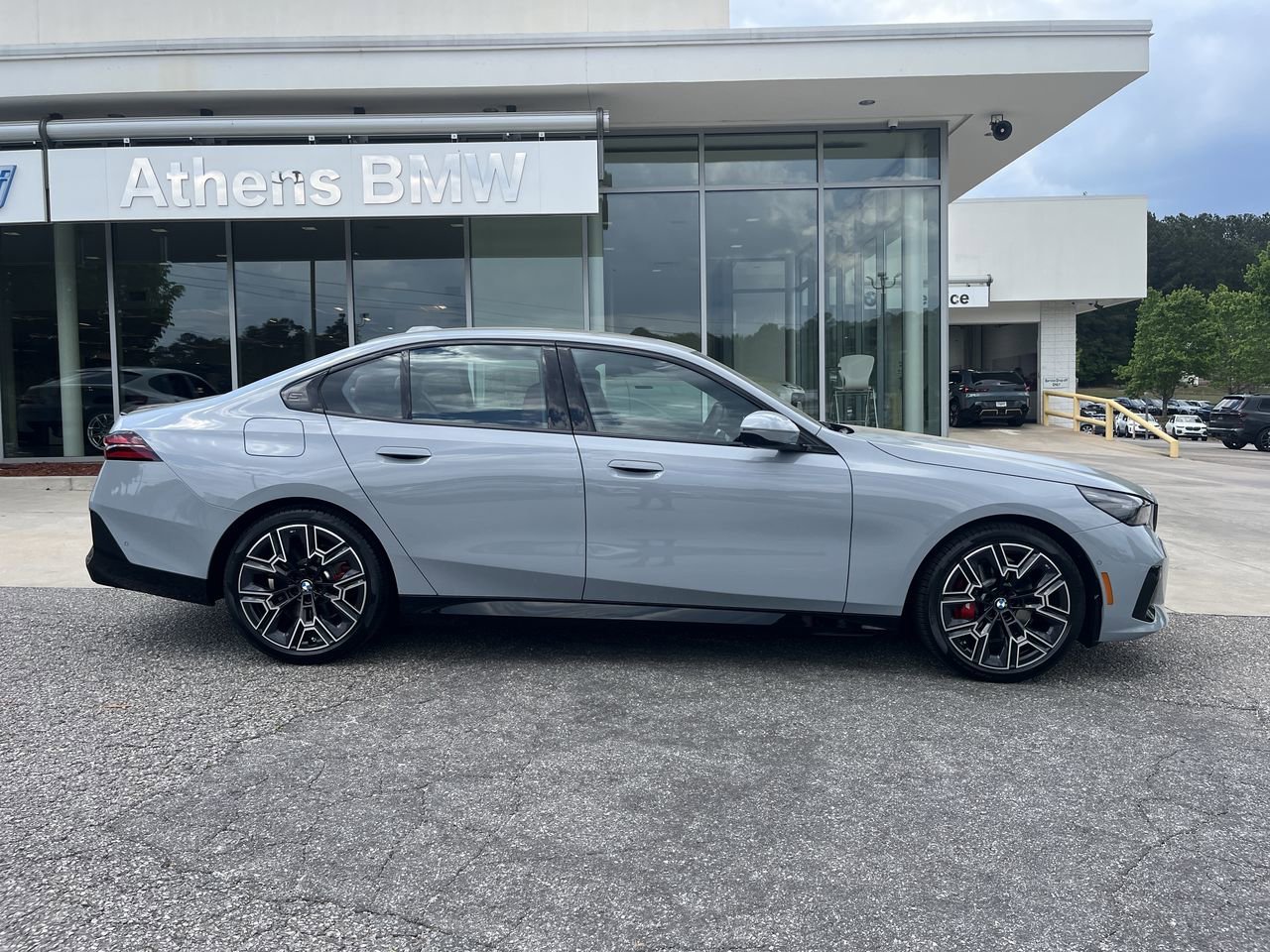 New 2026 Brooklyn Grey Metallic BMW 530i xDrive image 9