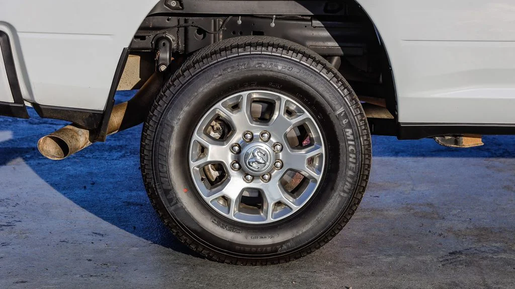 Used 2024 White Ram Laramie image 12
