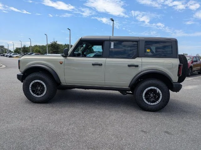 New 2026 Desert Sand Ford Badlands image 38