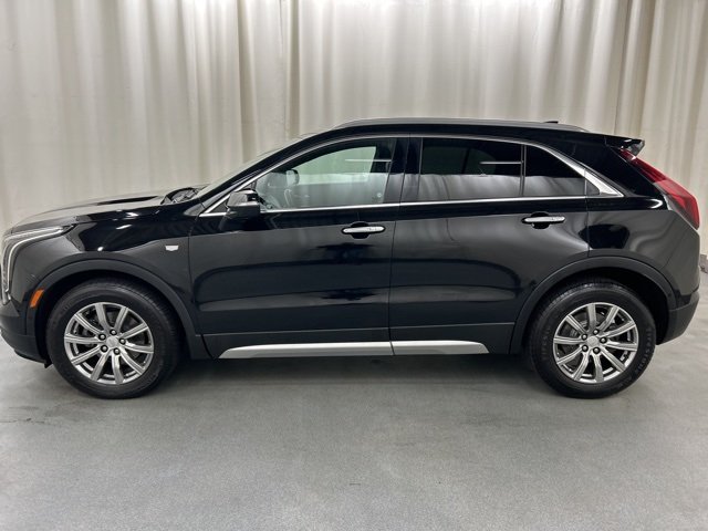 2019 Cadillac XT4 Premium Luxury photo 3