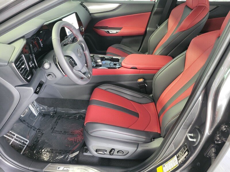 2026 Lexus NX 350 F-Sport - Photo 9