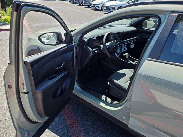 2025 Hyundai Santa Cruz SEL - Photo 38