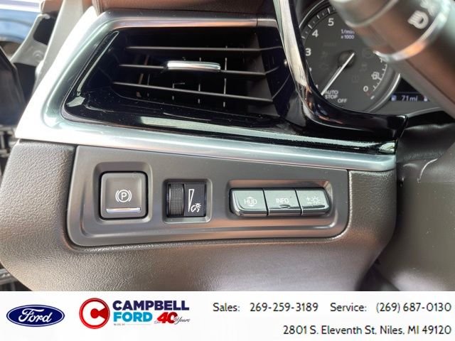 Used 2024 Silver Metallic Cadillac Premium Luxury image 15