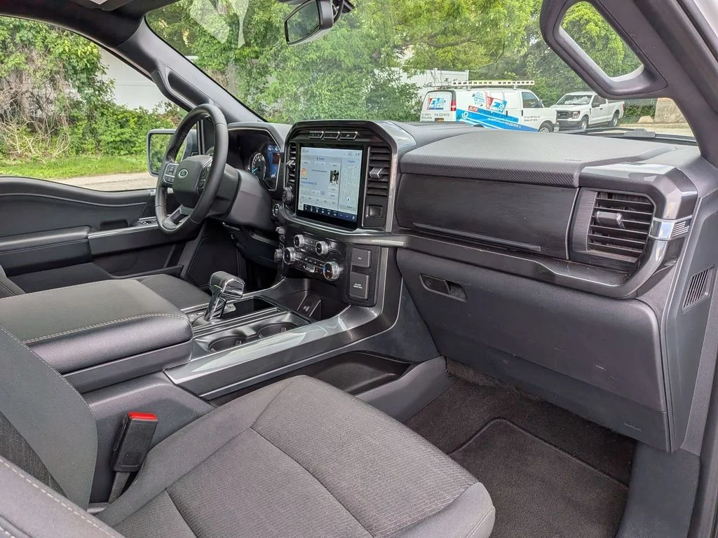 Used 2023 White Ford XLT image 26