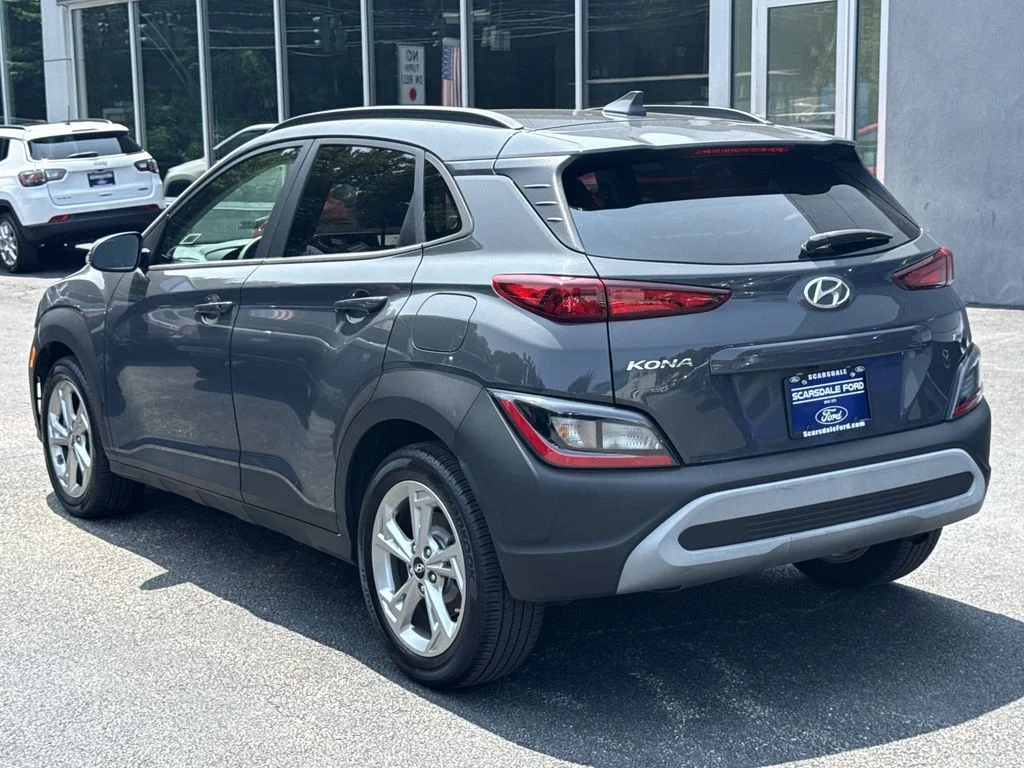 Used 2023 Gray Hyundai SEL image 6