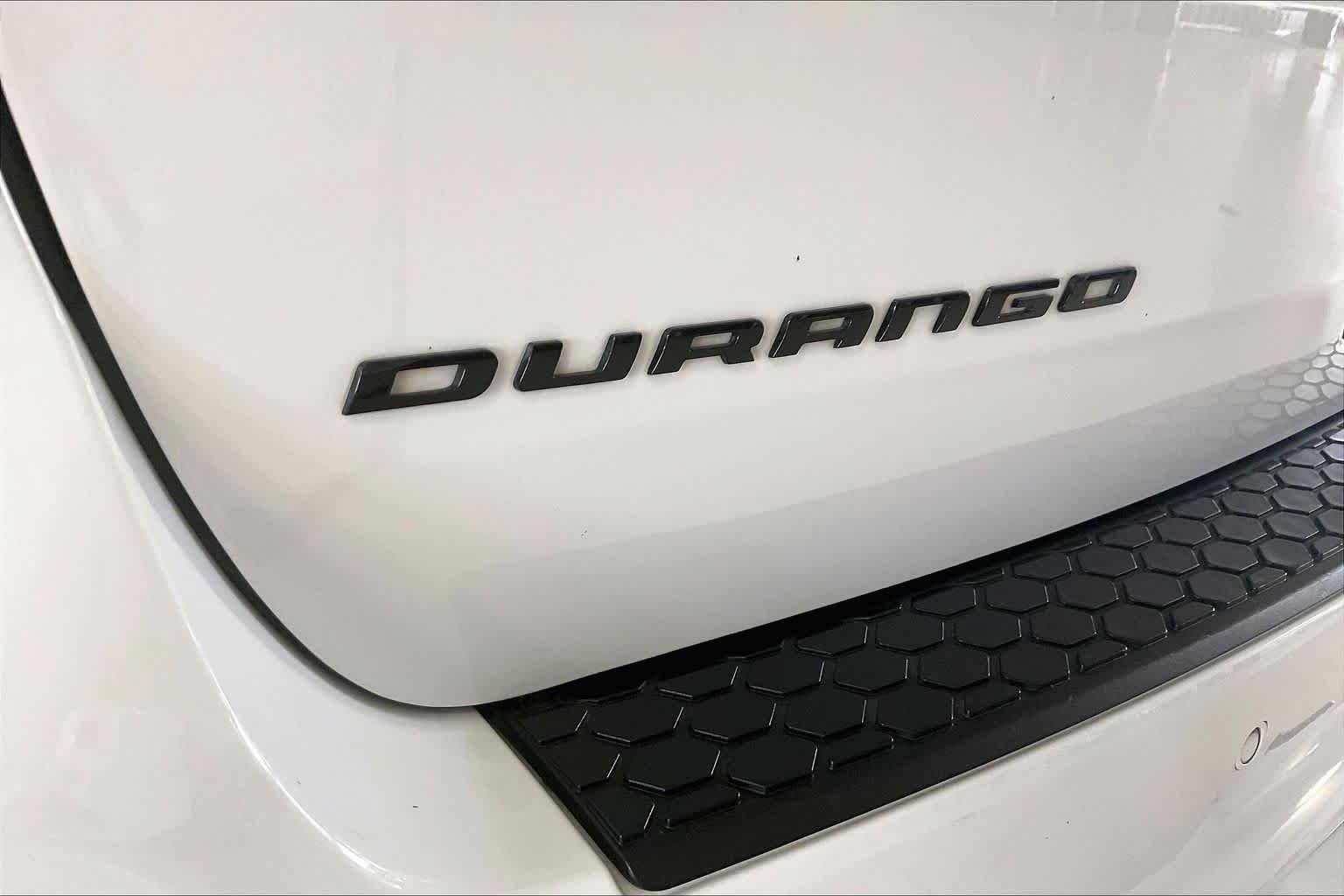 Used 2014 Bright White Clearcoat Dodge R/T image 9