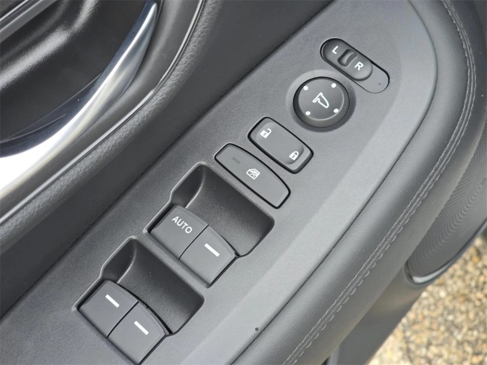 2026 Honda HR-V LX - Photo 26