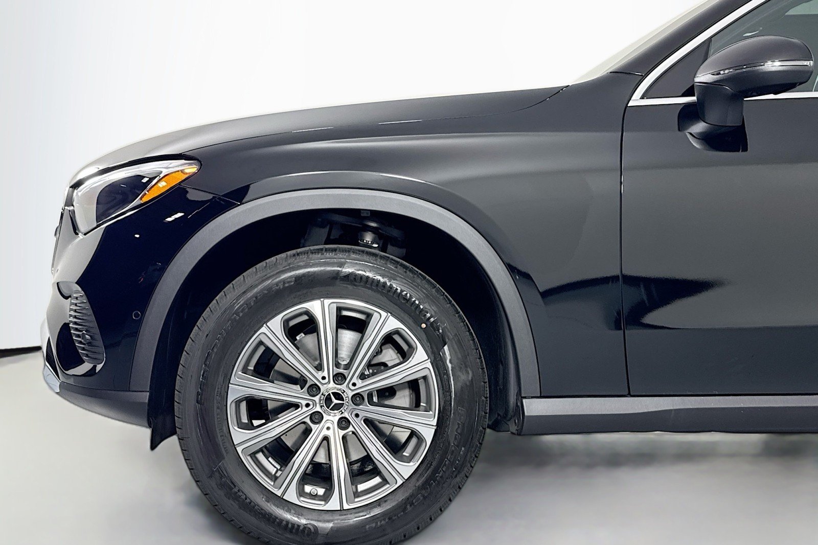 New 2026 Black Mercedes-Benz GLC 300 4MATIC® SUV image 9