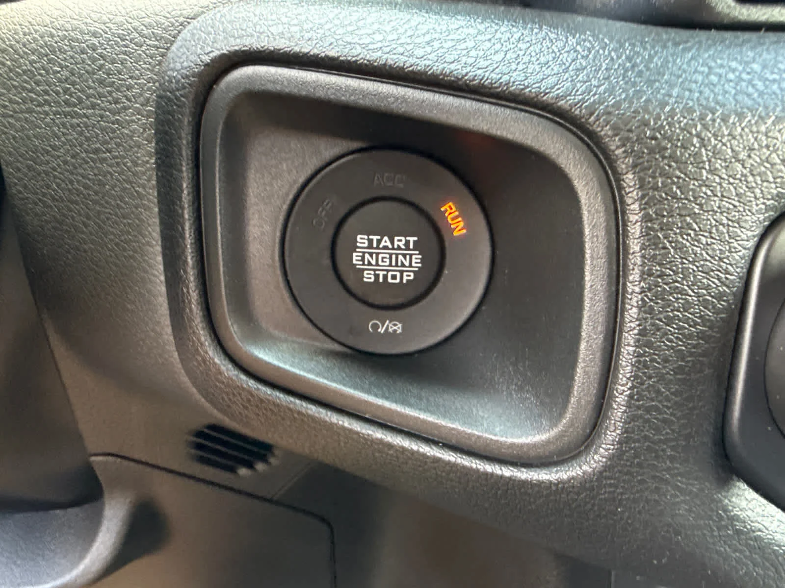New 2026 Goldilocks Jeep Sport S image 17