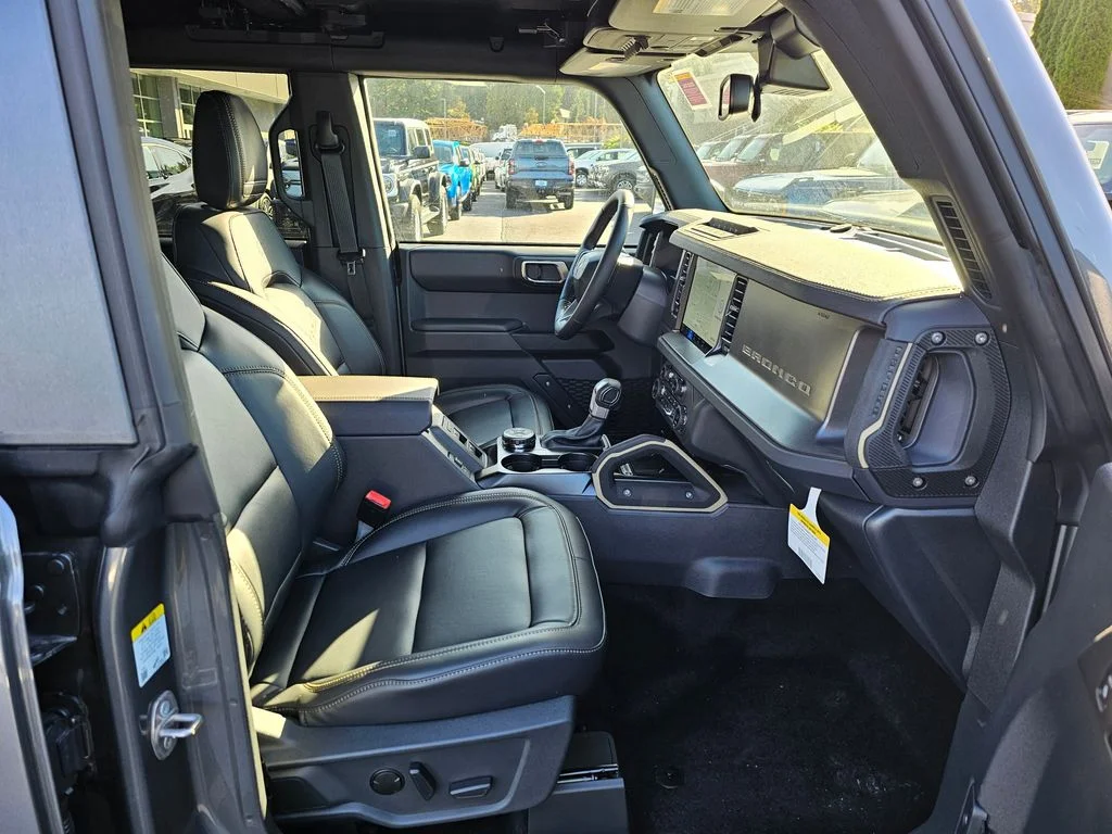 2025 Ford Bronco 4-Door Badlands - Photo 10
