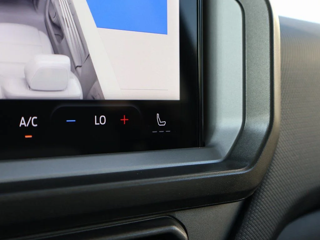 New 2025 Shadow Black Ford Outer Banks® image 36