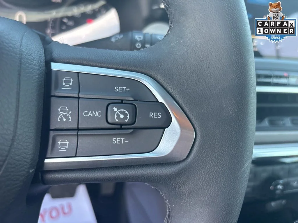 Used 2023 Gray Jeep Limited image 18