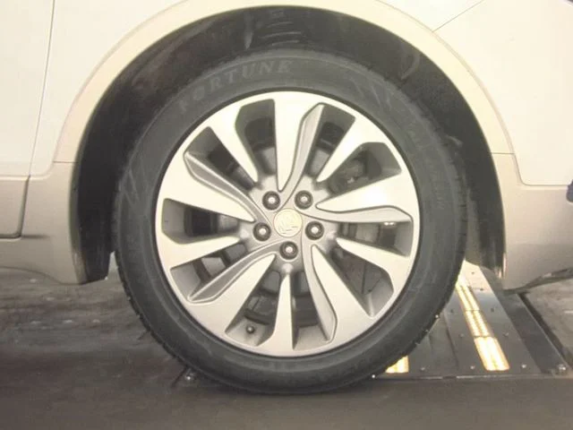 Used 2019 White Buick Preferred image 9