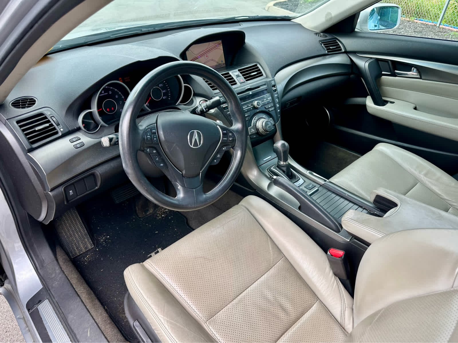 Used 2012 Silver Moon Acura Tech Auto image 12