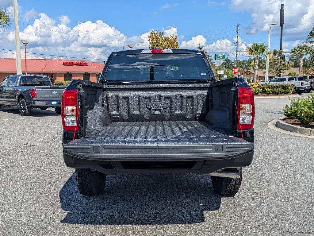 New 2026 Shadow Black Ford XL image 13